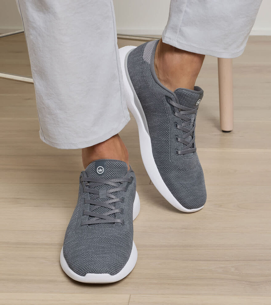 Glide V3 Sneaker image number 4