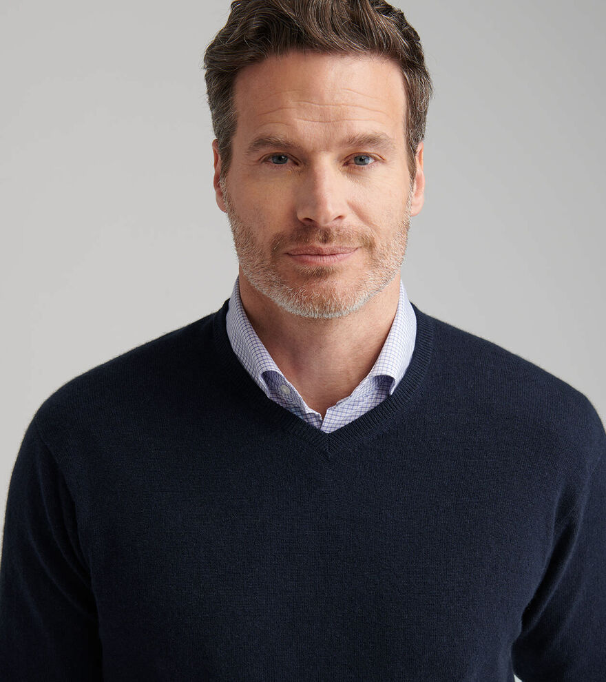 Crown Heritage Cashmere V-Neck Sweater - Alternate Image 3