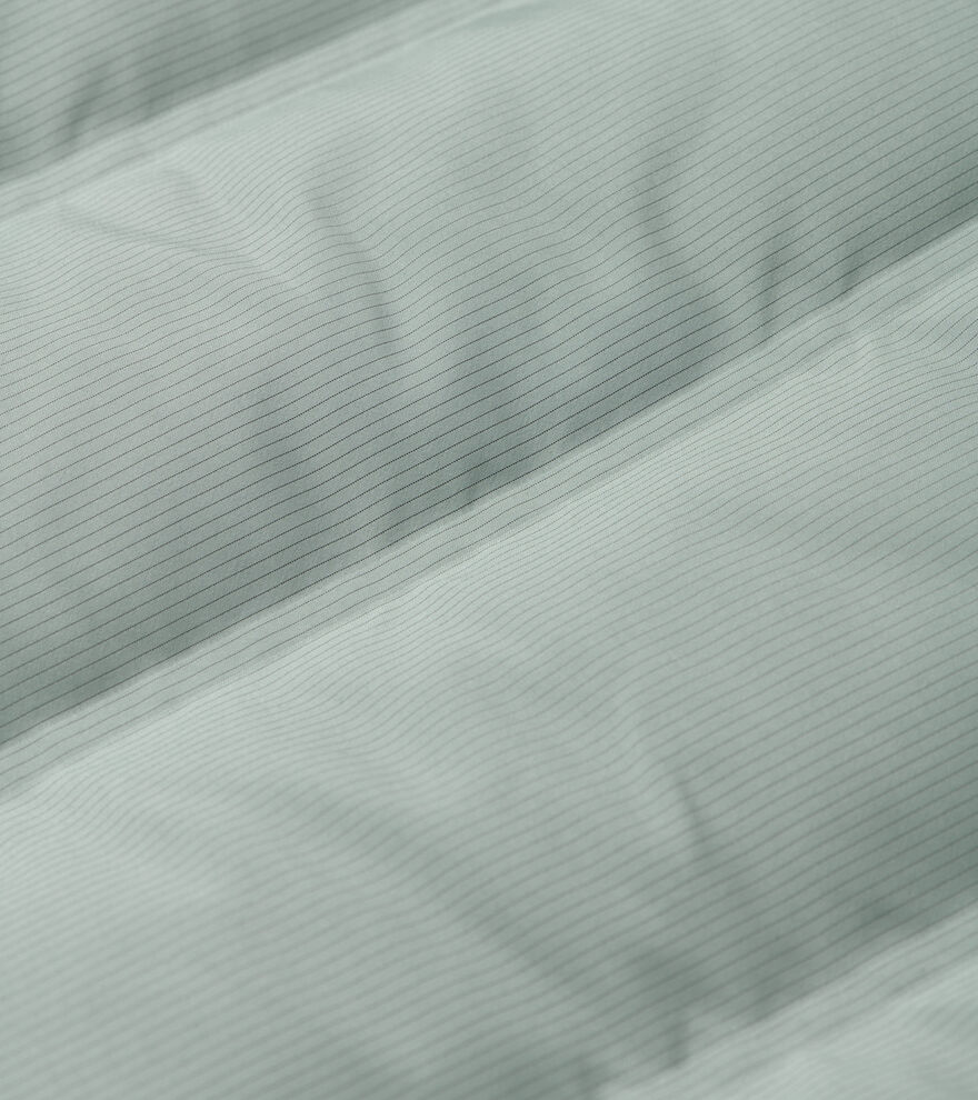 Winsome Hybrid Vest image number 6