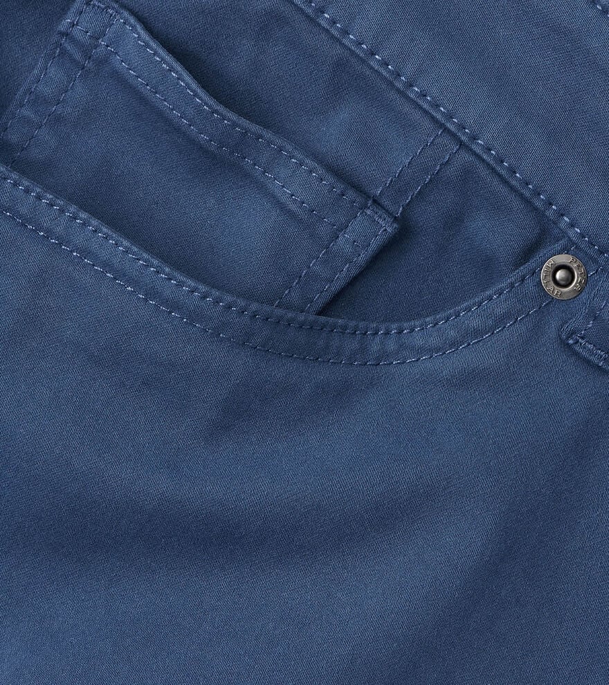 Signature Sateen Five-Pocket Pant image number 5