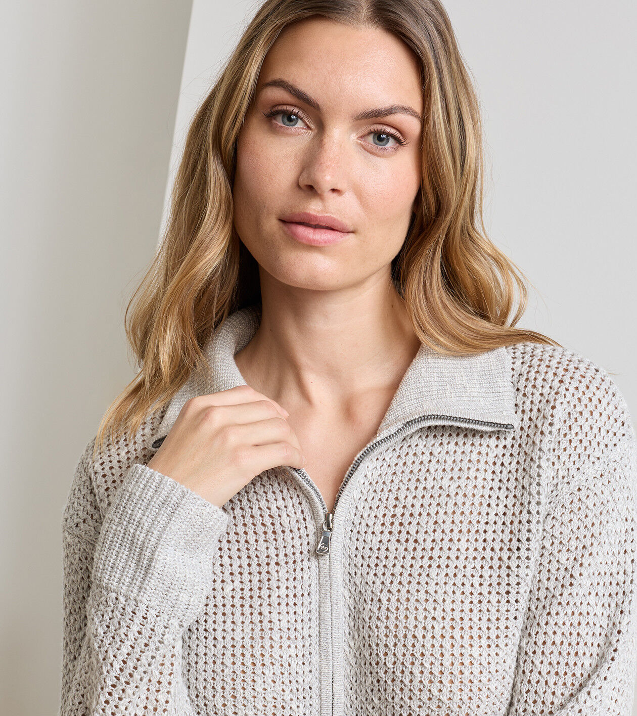 Emory Full-Zip Cardigan Sweater | Women's Tops | Peter Millar