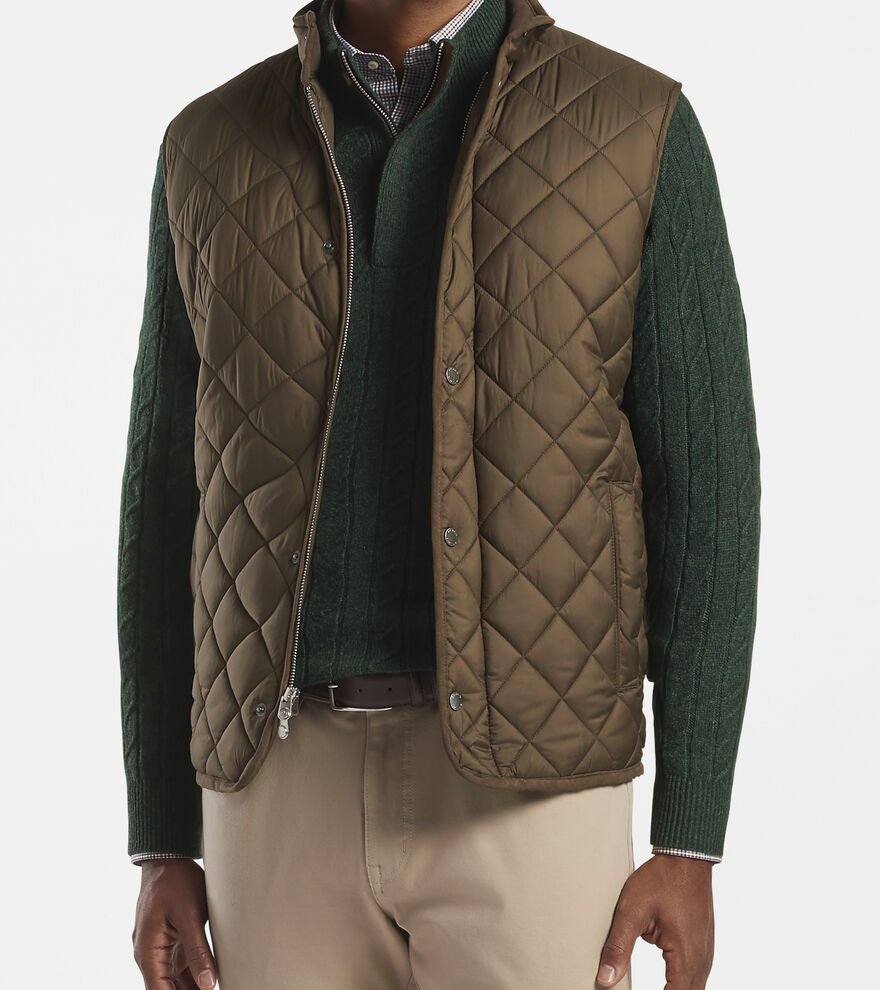 Essex Quilted Travel Vest image number 2