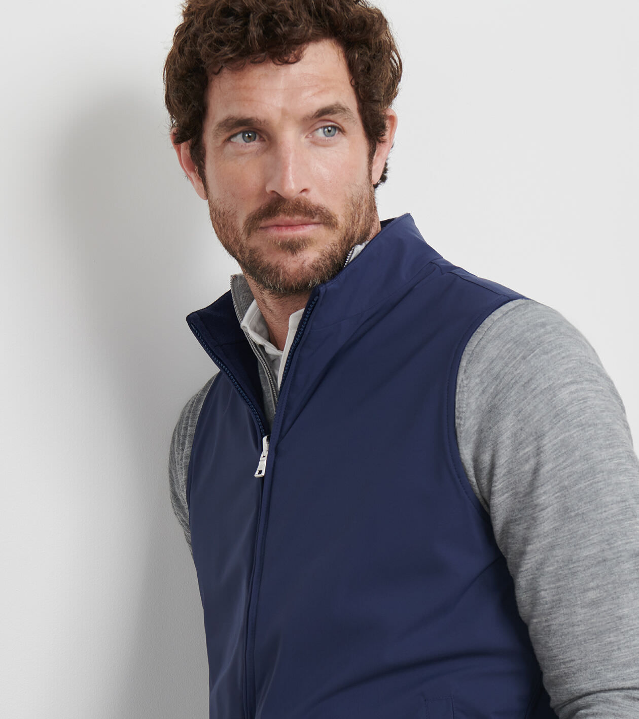 新品　BRIEFING POCKETABLE WIND VEST ネイビーM 新品 BRIEFING POCKETABLE WIND VEST ネイビーM