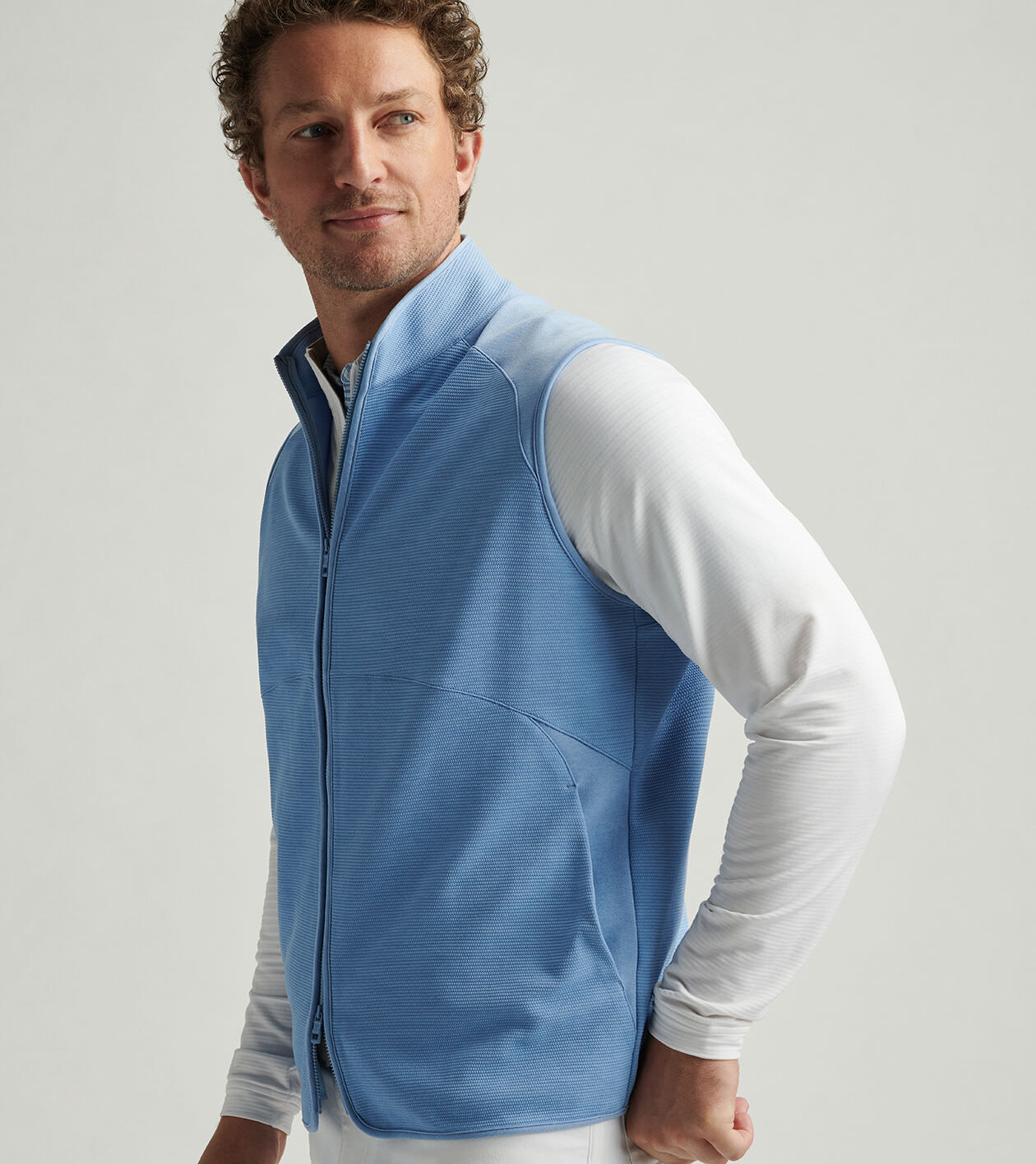 Vista Hybrid Full-Zip Vest | Men's Vests | Peter Millar