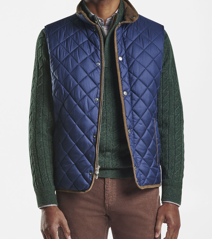 Essex Quilted Travel Vest image number 2