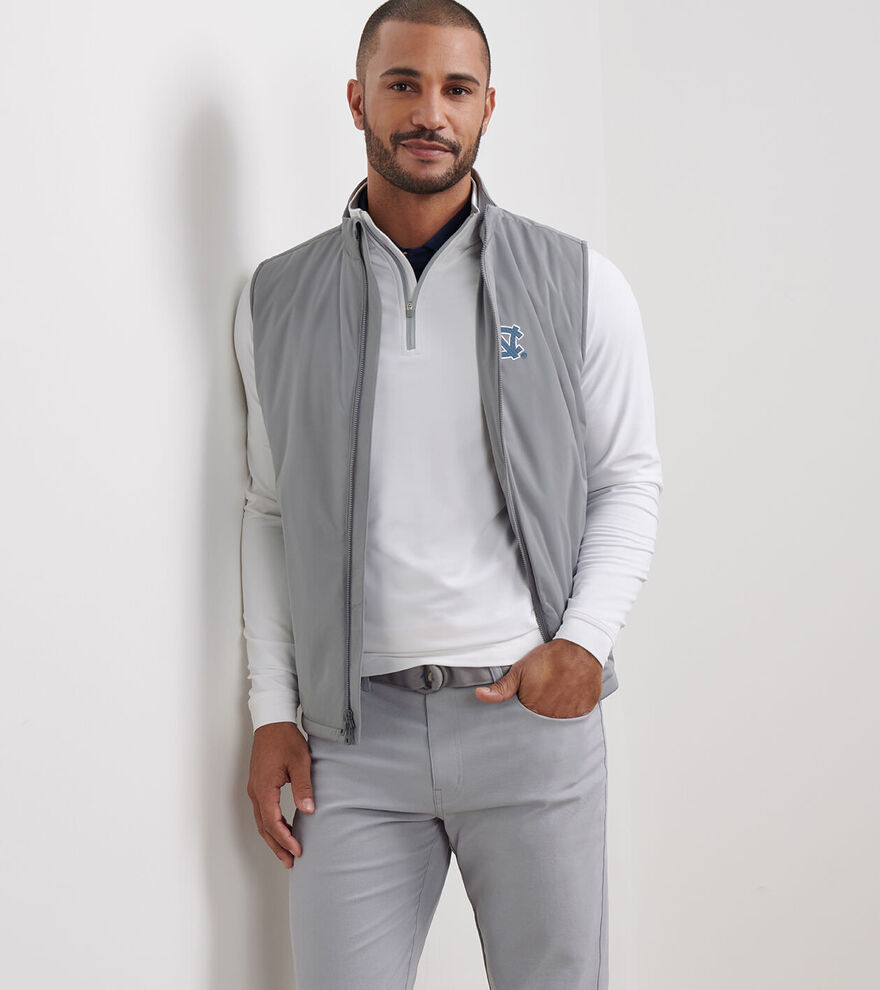 UNC Fuse Hybrid Vest image number 1