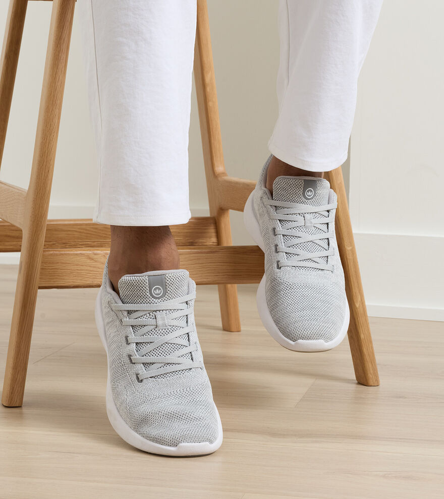 Glide V3 Sneaker image number 2