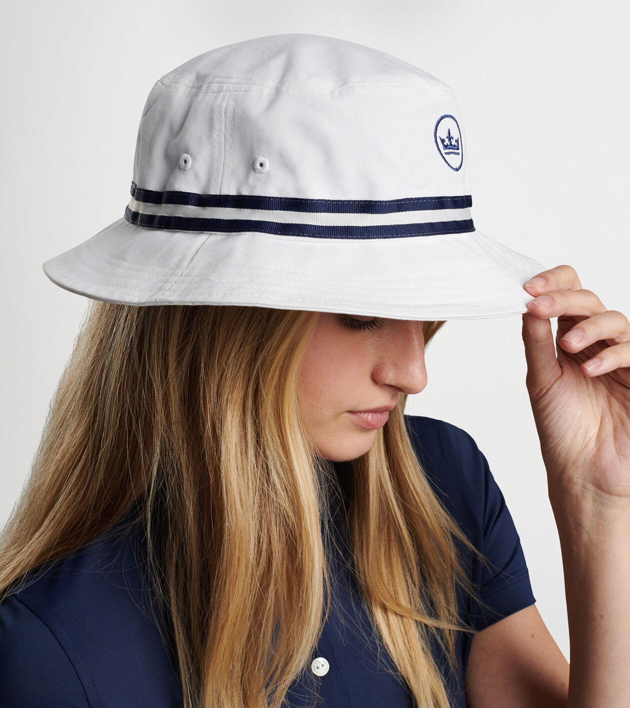 Crown Seal Oxford Bucket Hat | Men's Hats, Gloves & Scarves | Peter Millar