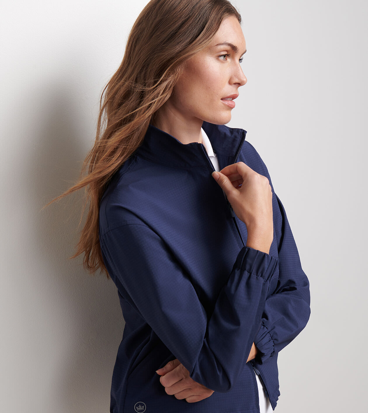 【G FORE】 GLOSSY HOODIE WINDBREAKER(WOMEN) / 追跡付 Cropped women's windbreaker hoodie - Team Edition