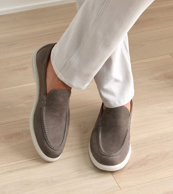 Excursionist Nubuck Venetian Loafer - Alternate Image 1