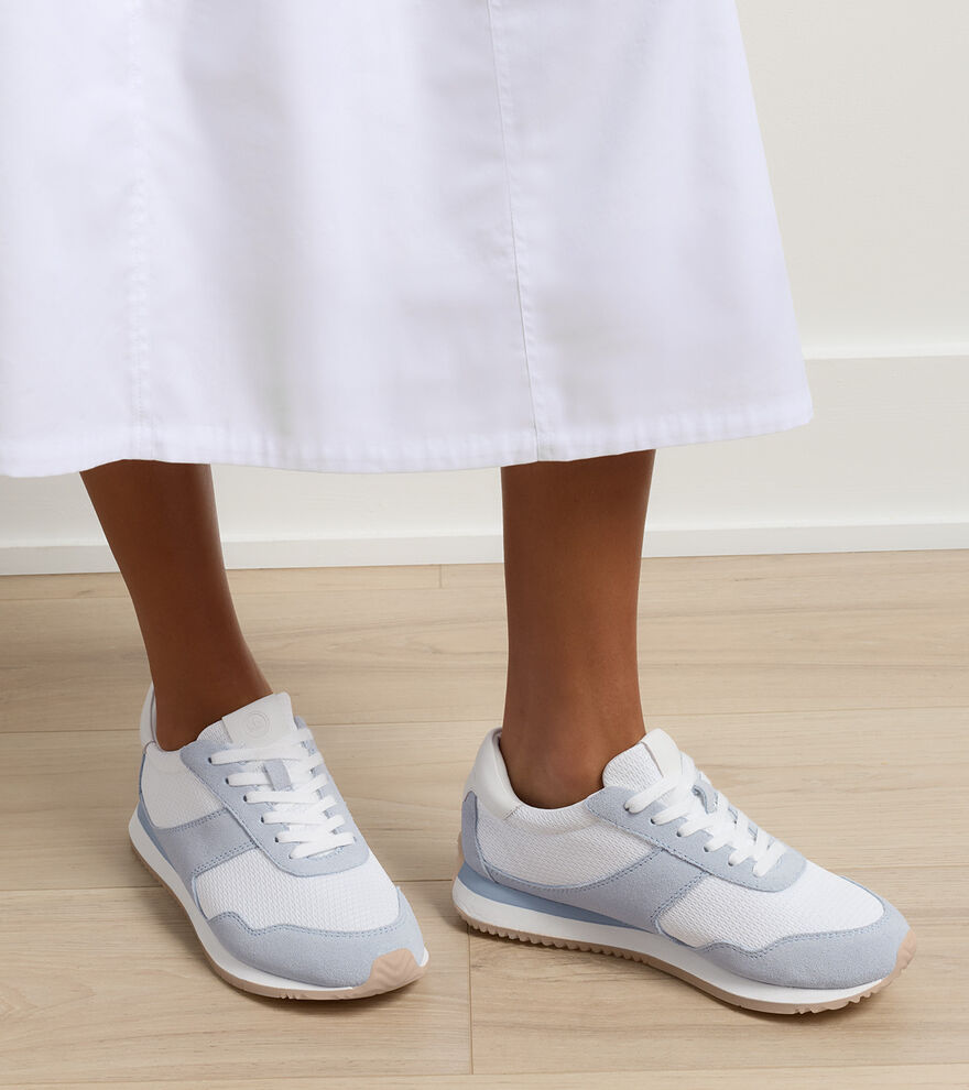 Flora Day Runner image number 2