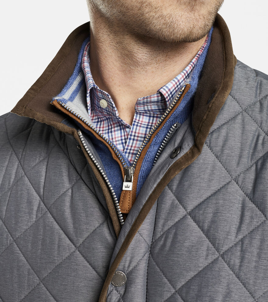 Essex Quilted Travel Vest image number 7