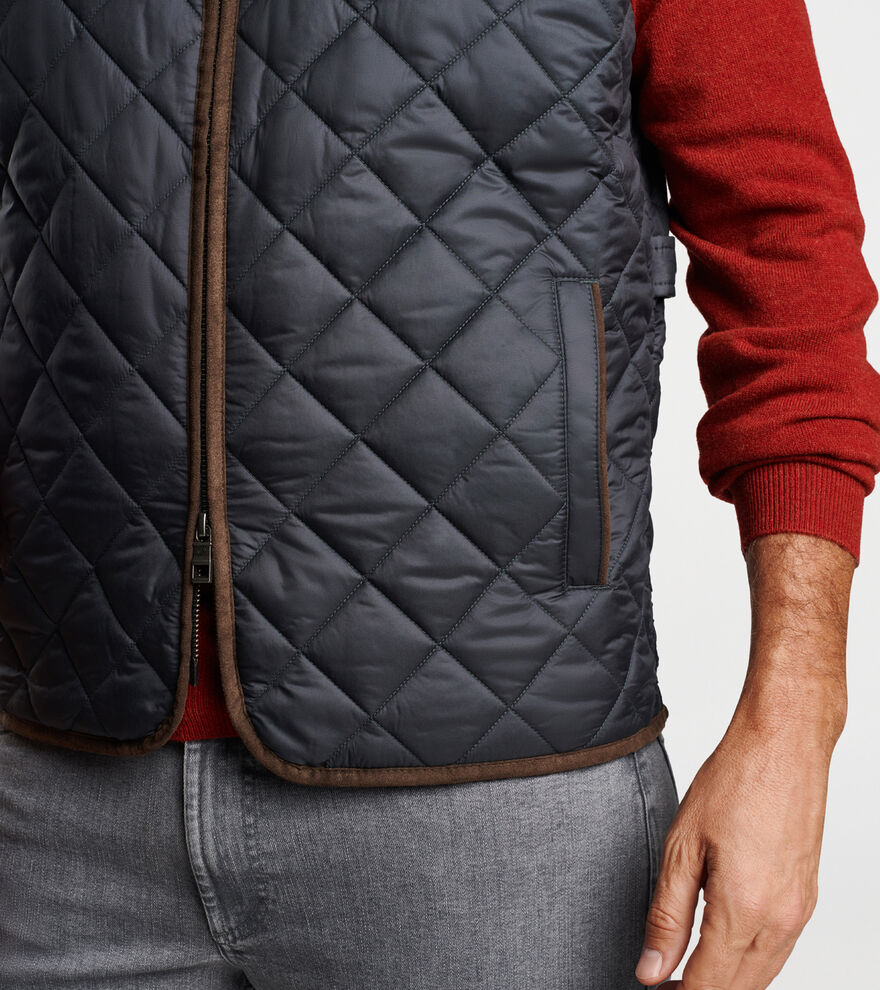 Essex Quilted Travel Vest image number 4