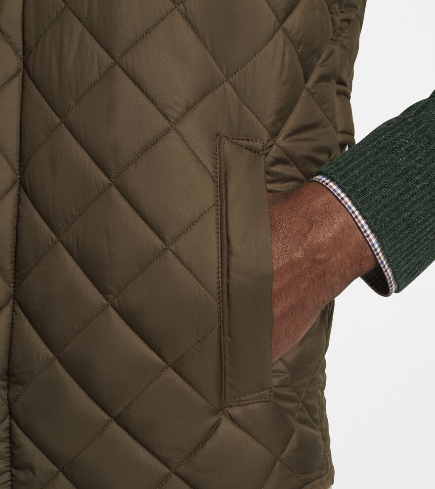 Essex Quilted Travel Vest image number 6
