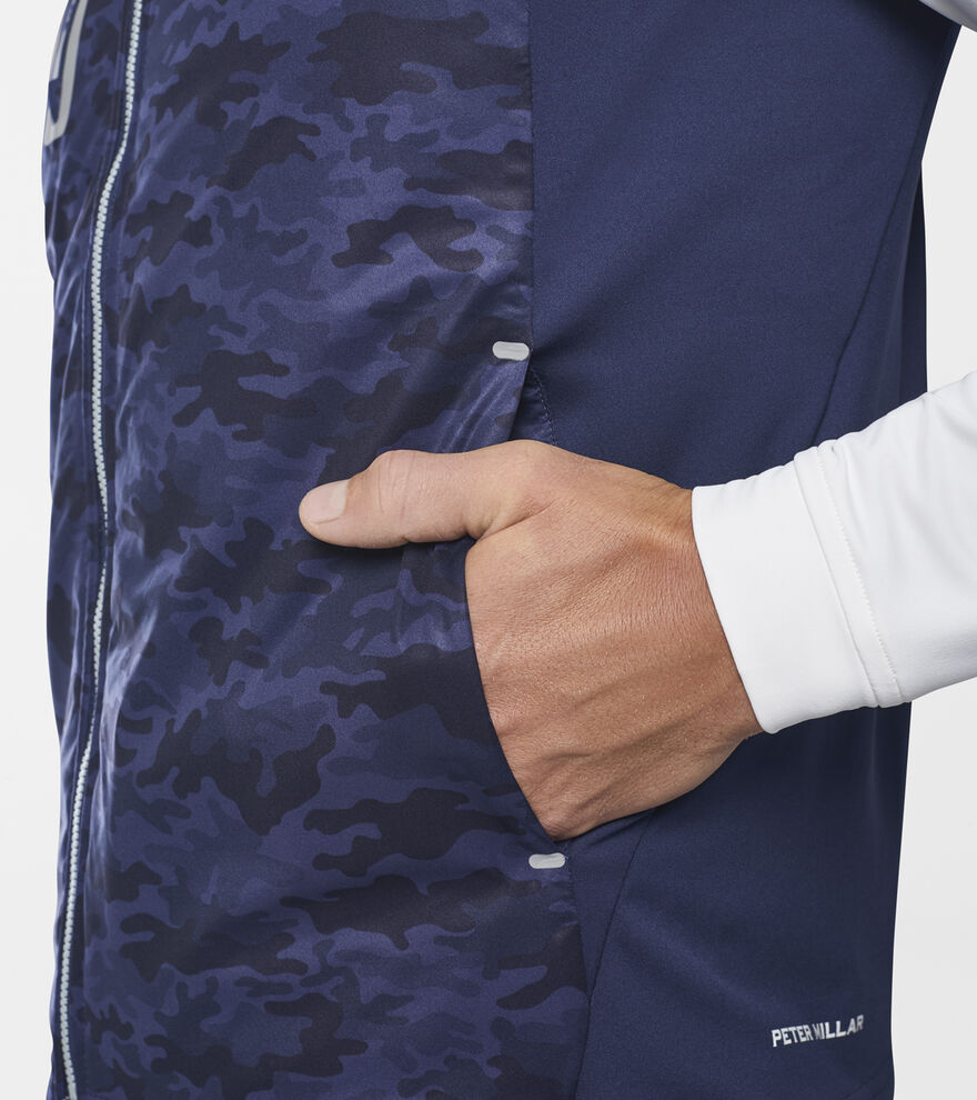 Camo Hyperlight Fuse Hybrid Vest image number 6