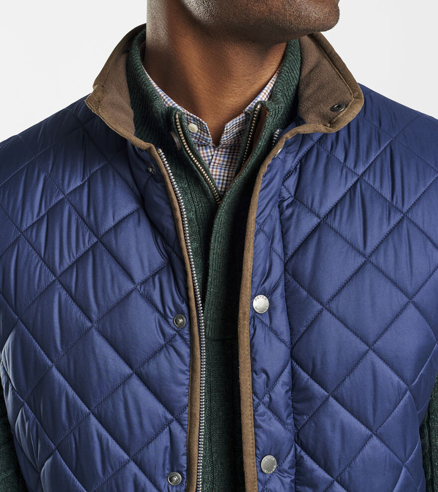 Essex Quilted Travel Vest image number 7