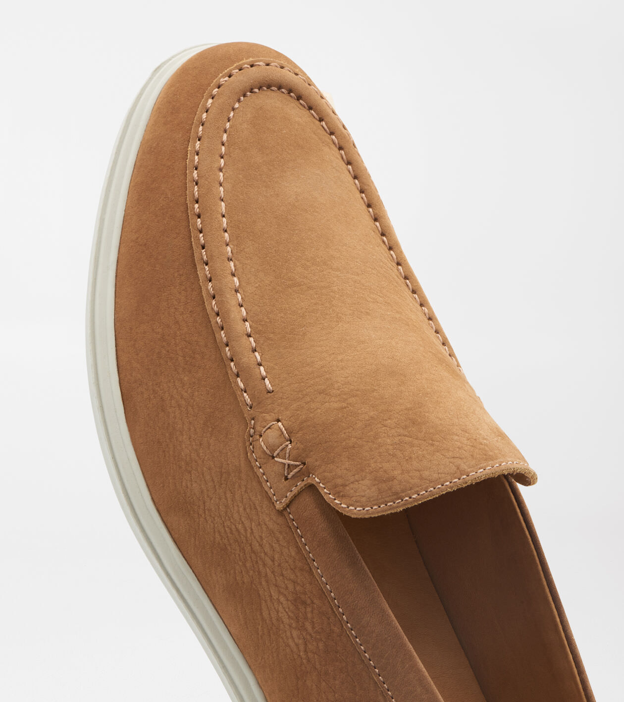 Excursionist Nubuck Venetian Loafer | Men's Shoes | Peter Millar