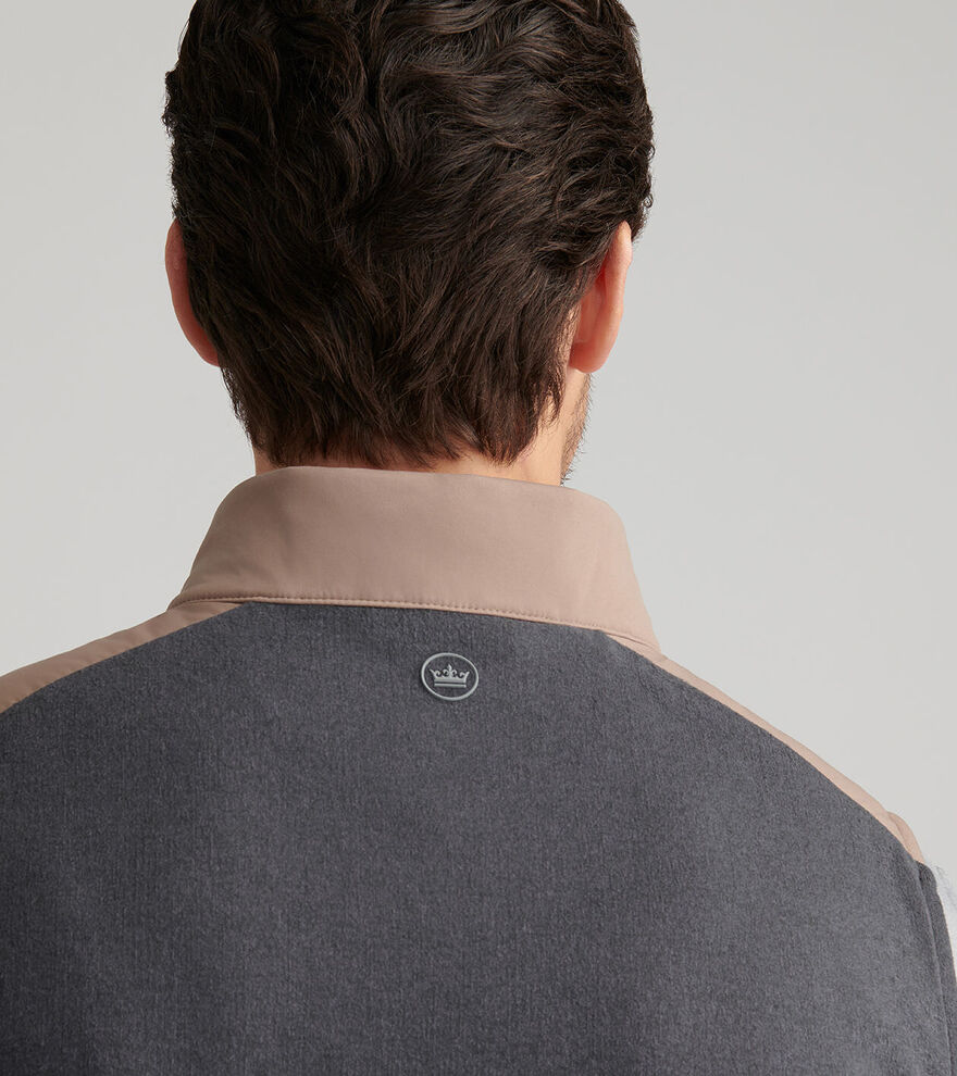 Fuse Hybrid Fleece Vest image number 5