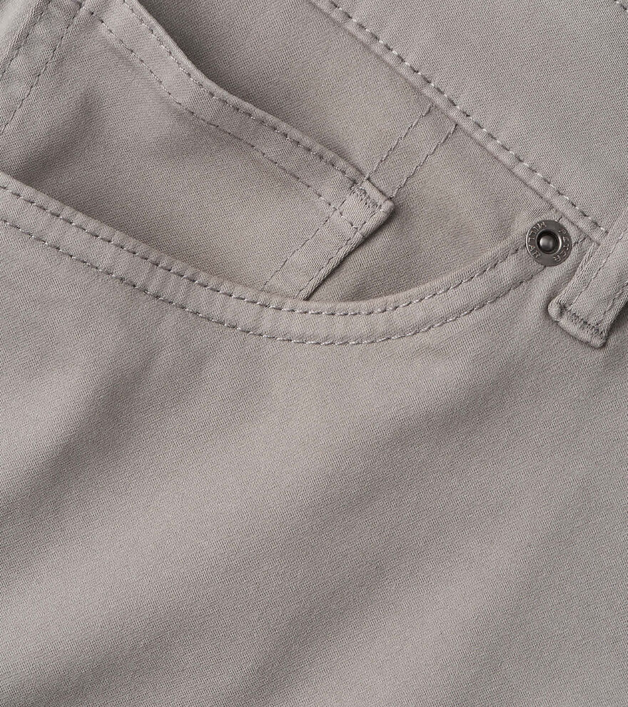 Signature Sateen Five-Pocket Pant image number 5