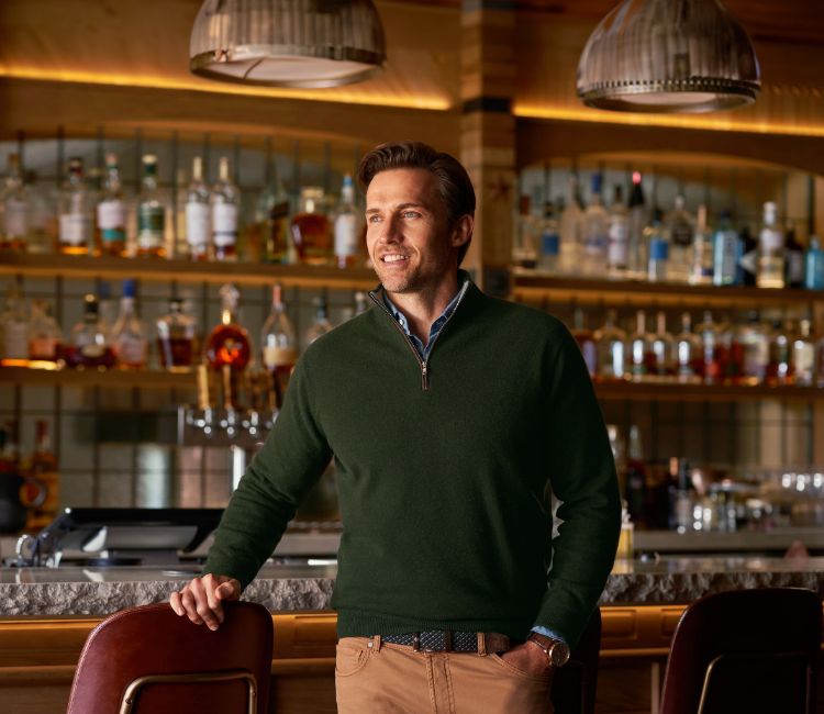 Man wearing cashmere sweater