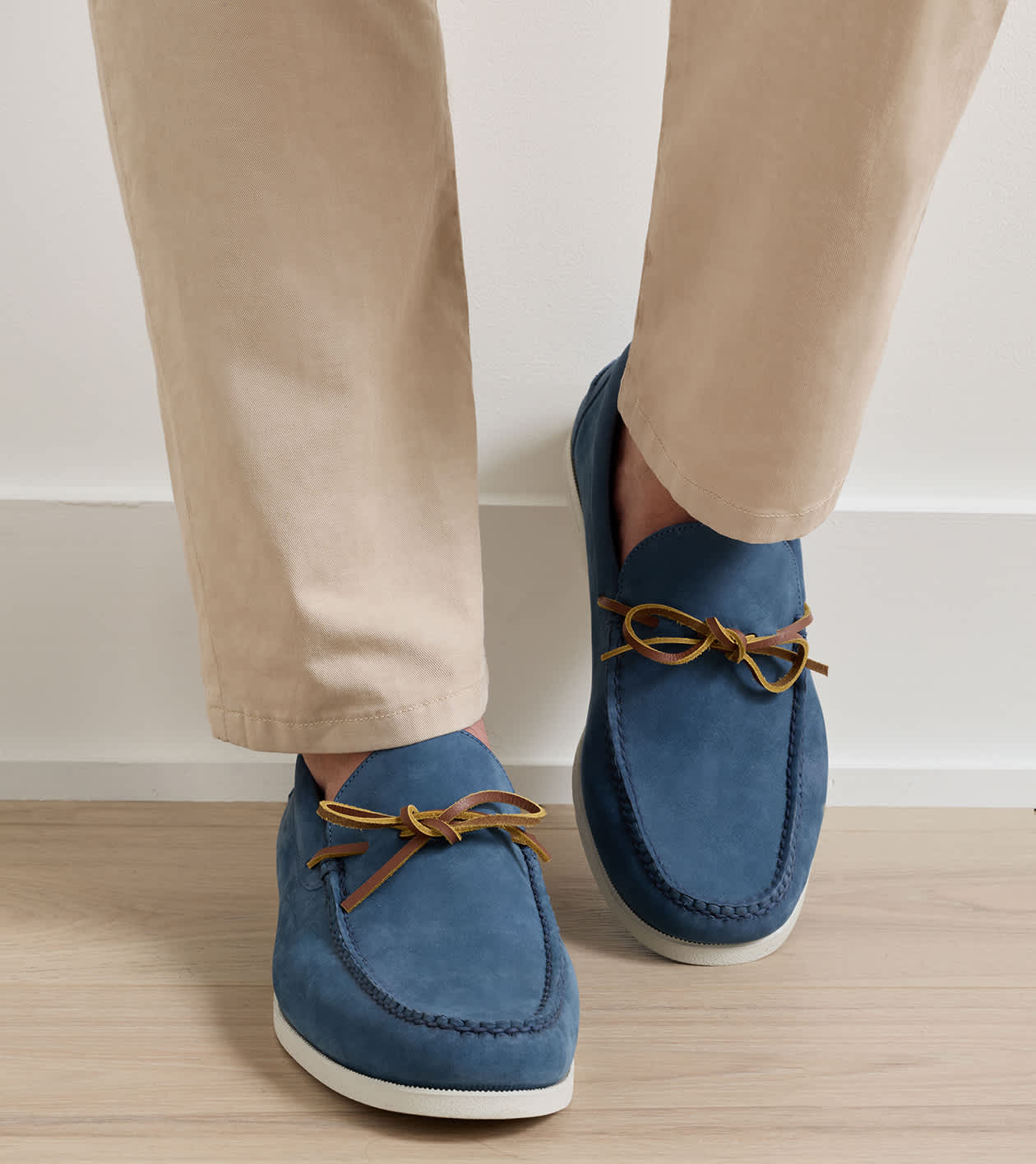 Excursionist Nubuck Boat Shoe Men display picture 2