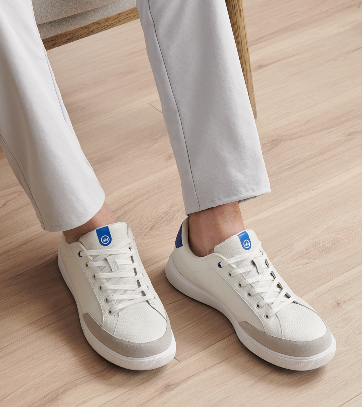 (取寄) ピーター ミラー メンズ ドリフト レザー ハイブリット コース シューズ Peter Millar men Drift Leather Hybrid Course Shoes White/Mako Blue Drift Leather Hybrid Course Shoe | Men's Shoes | Peter Millar