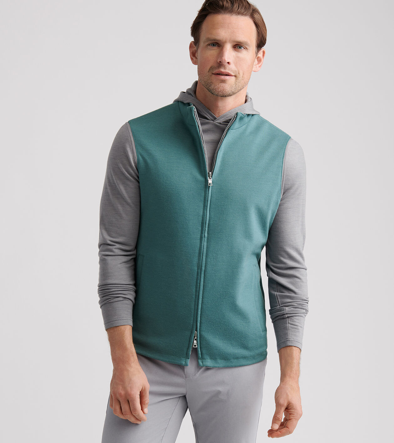 luxe ES:S / エスREVERSIBLE VEST Zegna - Zephyr Vicuna & Gray Reversible Vest | Mitchell Stores
